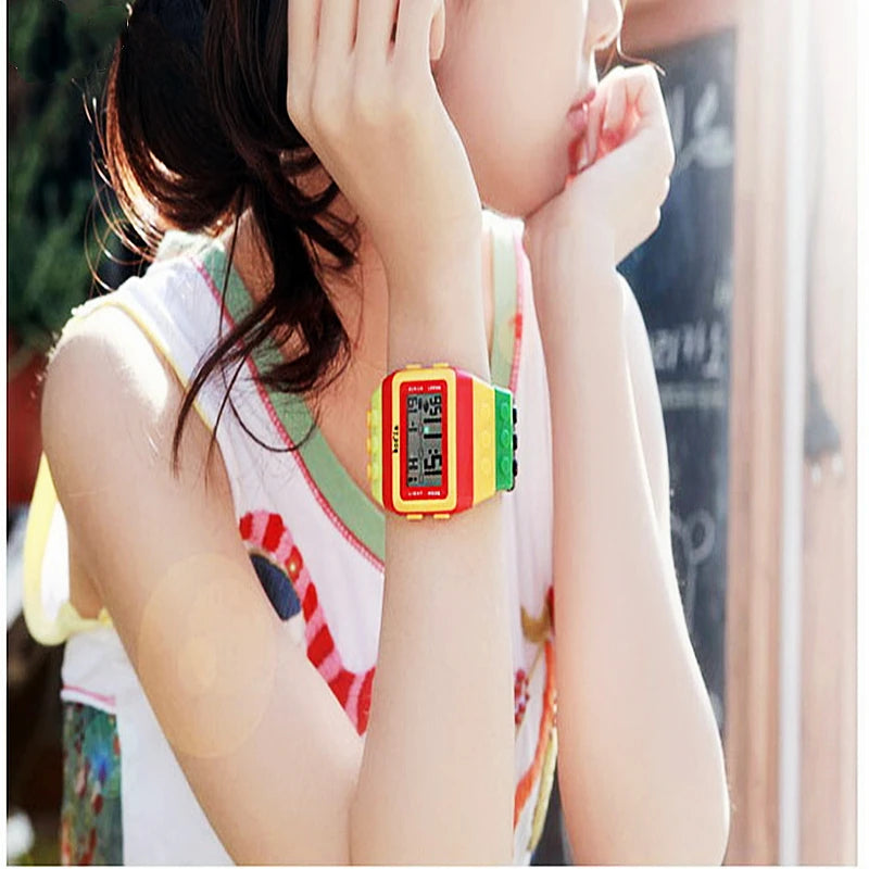 Reloj LED de Bloques - Estilo Constructor Retro Unisex