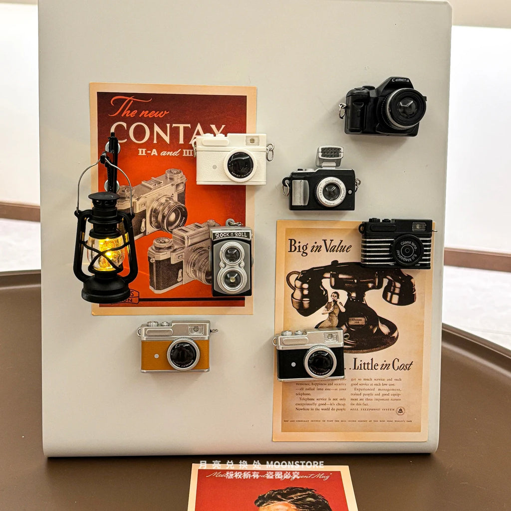 Retro Mini Camera Fridge Magnets Handheld Lamp Classic DSLR Miniature Toys Magnetic Emit Light Entrance Door Home Decor Gifts