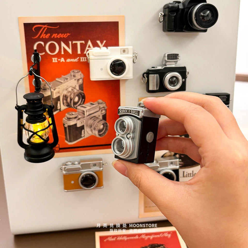 Retro Mini Camera Fridge Magnets Handheld Lamp Classic DSLR Miniature Toys Magnetic Emit Light Entrance Door Home Decor Gifts