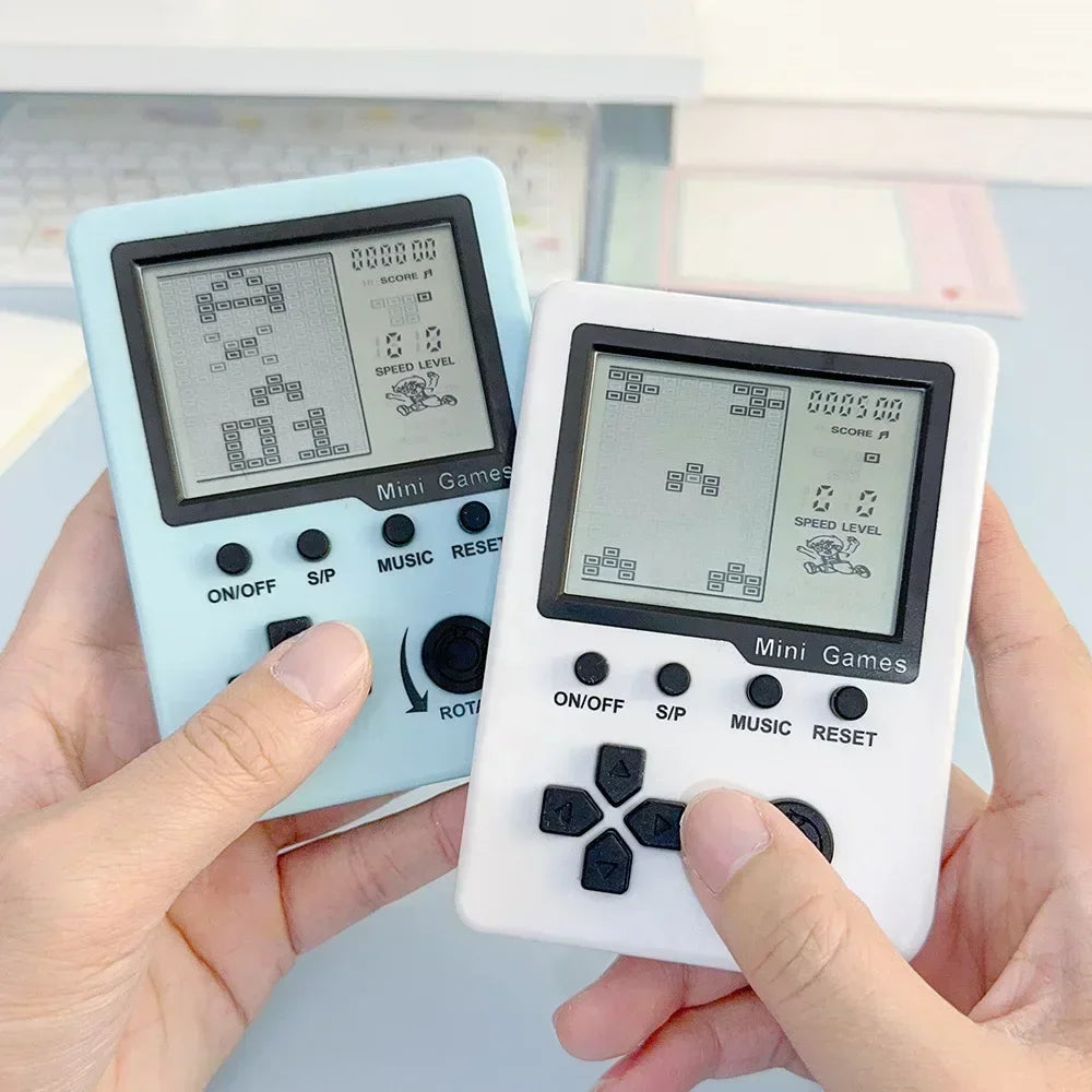 Mini Tetris Retro Llavero - Consola de Bolsillo 26 Juegos