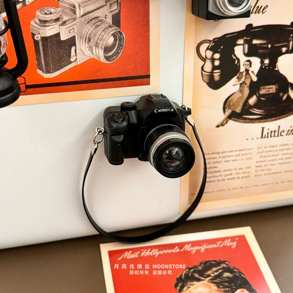 Retro Mini Camera Fridge Magnets Handheld Lamp Classic DSLR Miniature Toys Magnetic Emit Light Entrance Door Home Decor Gifts
