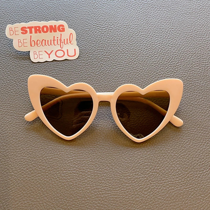 Gafas de Sol Infantiles Corazón Retro - UV400 para Niñas y Niños